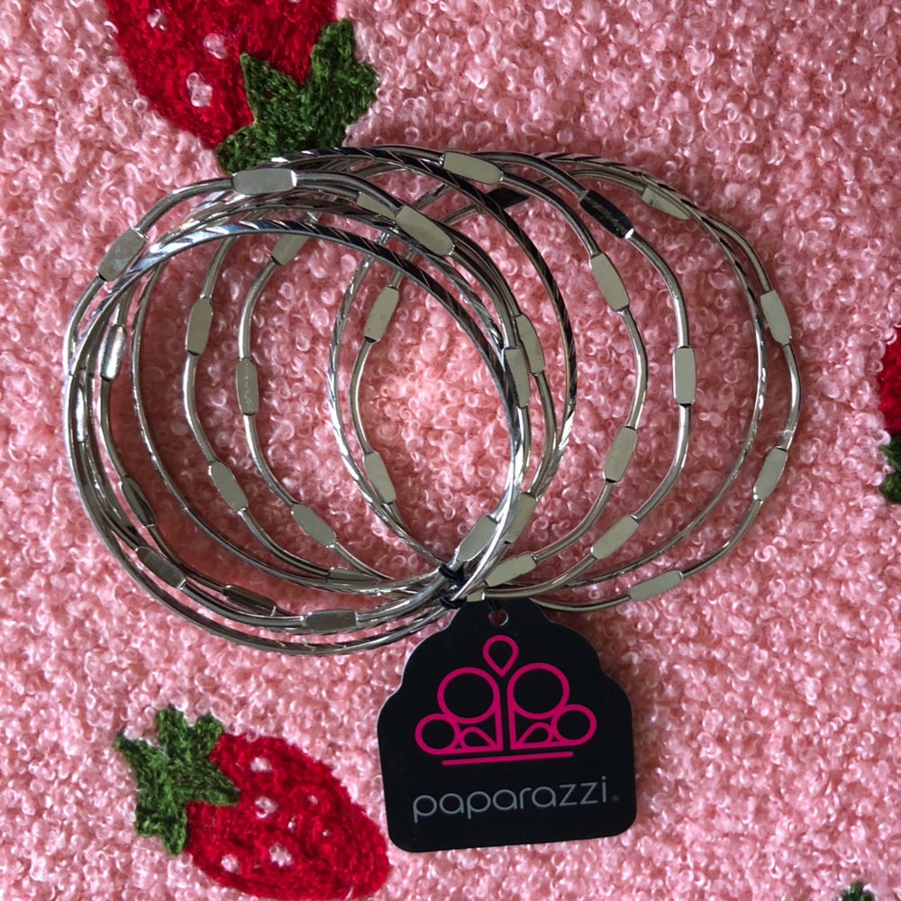 8 pc Silver Bangle Bracelets *BRAND NEW*